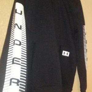 EUC. LIKE NEW 2X UNDER ARMOUR HOODIE.